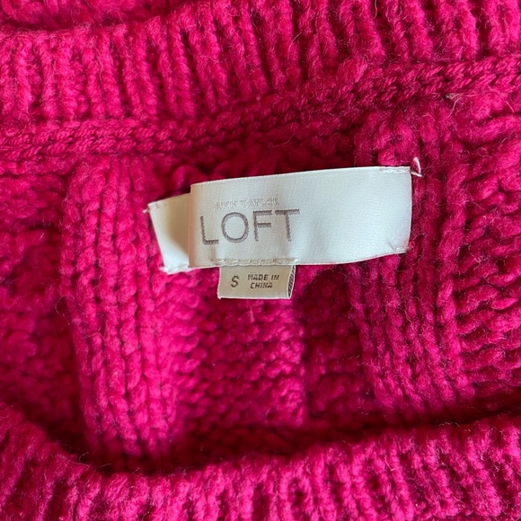 ‼️SALE‼️$25 Like/Bundle/Offer Loft Worn Once Oversized Sweater - Picture 4 of 4